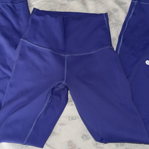lululemon purple Wunder Train leggings size 2 - Picture 2 of 4